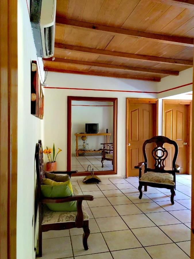 ラパスCasa Caracolesアパートメント エクステリア 写真